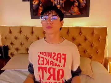 octavarium211 – webcam model profile photo Image 4