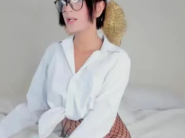 hina_porn – webcam model profile photo Image 2