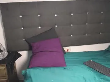 ysabell_viveris – webcam model profile photo Image 12