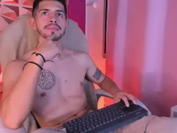 eren_jaeger2000 – webcam model profile photo Image 4