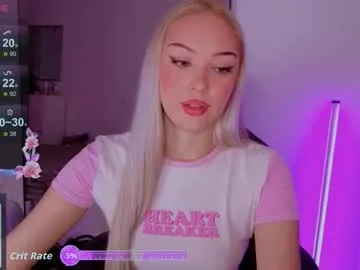 Keep_us_wild – webcam model profile photo Image 16