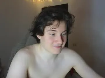 wolfan_sky – webcam model profile photo Image 12