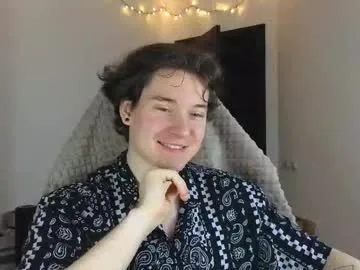 wolfan_sky – webcam model profile photo Image 9