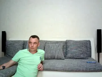 yueyue2003 – webcam model profile photo Image 2