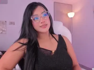 scarlethroa – webcam model profile photo Image 16