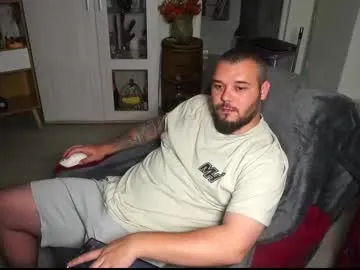 dirtypub – webcam model profile photo Image 3