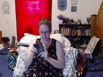 sophie_russell_ – webcam model profile photo Image 4