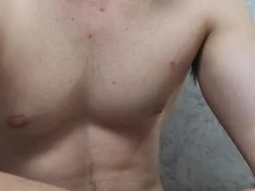 TOP_po – webcam model profile photo Image 17