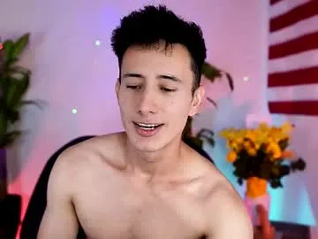 TOP_po – webcam model profile photo Image 19