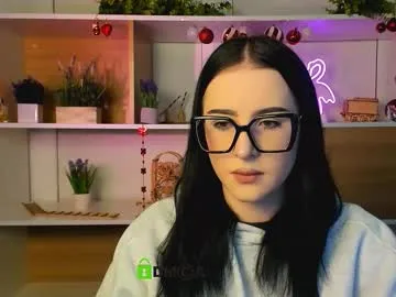 IORio2 – webcam model profile photo Image 6