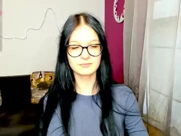 Ninjainia – webcam model profile photo Image 10