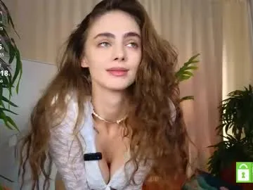 milablake – webcam model profile photo Image 4