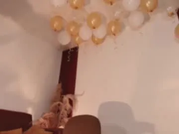 DEFTONES0 – webcam model profile photo Image 10