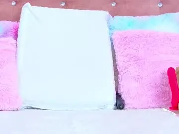 Mikki88K – webcam model profile photo Image 6