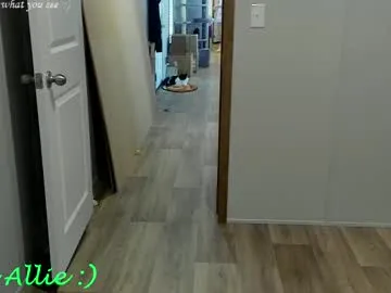 ysabell_viveris – webcam model profile photo Image 4