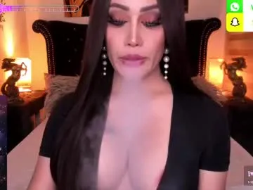 amcutefatima – webcam model profile photo Image 4