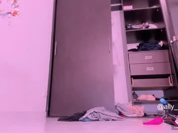 sailor_choom – webcam model profile photo Image 4