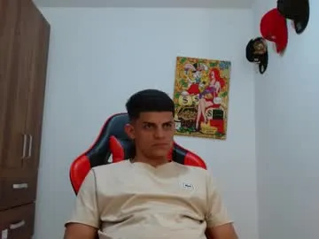 brady_miller – webcam model profile photo Image 15