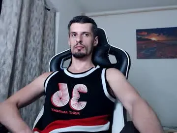 manlymanson – webcam model profile photo Image 12