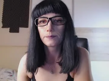 evelynblissful – webcam model profile photo Image 17