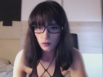 evelynblissful – webcam model profile photo Image 2