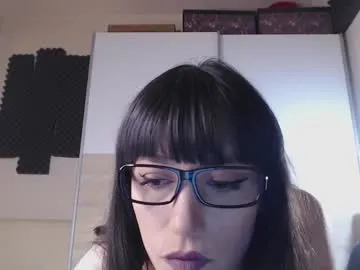 evelynblissful – webcam model profile photo Image 7