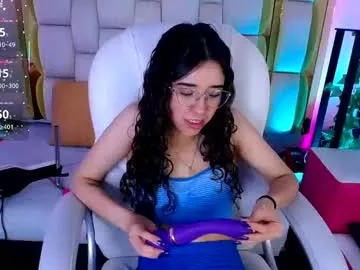 amara_davis1 Image 12