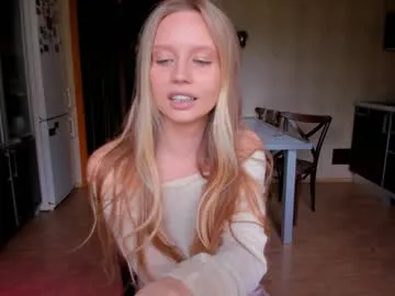 linagh – webcam model profile photo Image 11