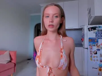 linagh – webcam model profile photo Image 14