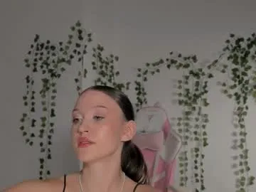 foxxyclarise – webcam model profile photo Image 10