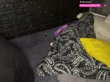 Taanni – webcam model profile photo Image 8