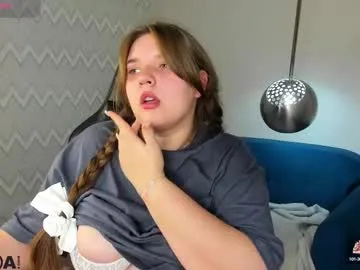 miaandmolly_ – webcam model profile photo Image 16