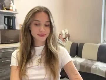 marsandvenera – webcam model profile photo Image 15