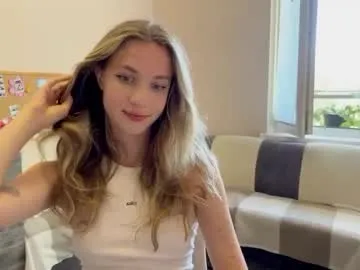 marsandvenera – webcam model profile photo Image 3