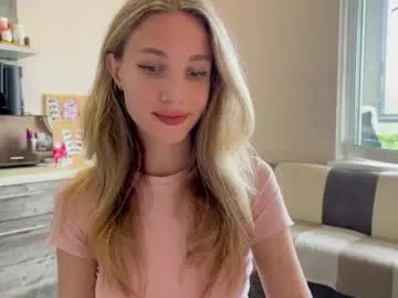 marsandvenera – webcam model profile photo Image 4