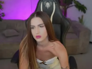 ionatotzke – webcam model profile photo Image 5