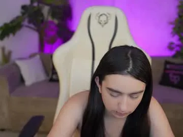 ionatotzke – webcam model profile photo Image 8