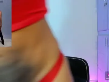 EvieEvans – webcam model profile photo Image 2