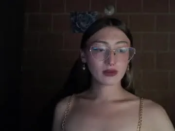 millemimi – webcam model profile photo Image 3