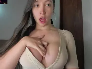 ysabell_viveris – webcam model profile photo Image 2