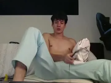 skyisland777 – webcam model profile photo Image 7