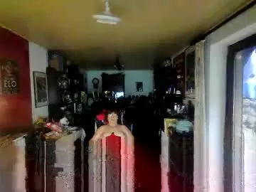 TOP_ping – webcam model profile photo Image 14