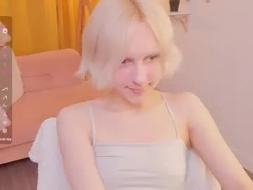 hina_porn – webcam model profile photo Image 10