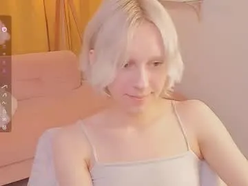 hina_porn – webcam model profile photo Image 14