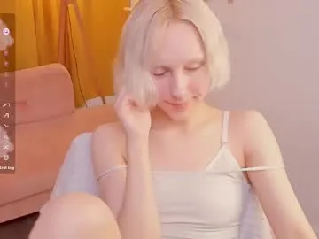 hina_porn – webcam model profile photo Image 9