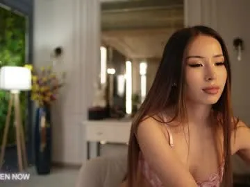 Cutenikkibaby – webcam model profile photo Image 4