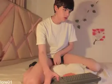 bambi_lu – webcam model profile photo Image 11