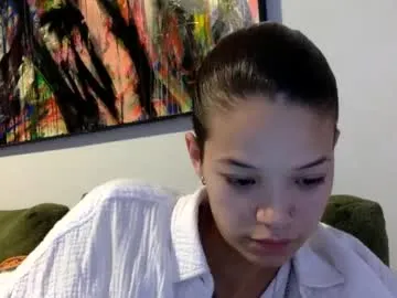 SweetBunnyGF – webcam model profile photo Image 8