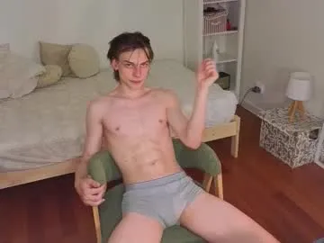 yuu-to-desu – webcam model profile photo Image 11