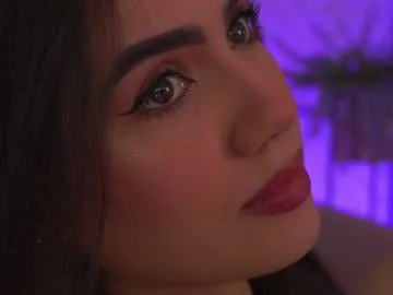 mara_swan_ – webcam model profile photo Image 18